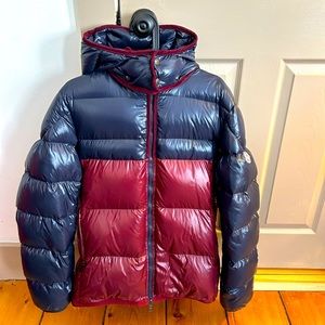 Moncler Puffer jacket size 4 (Large) - excellent condition.
